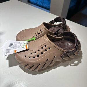 Crocs Echo Clog in Latte (Brand New)